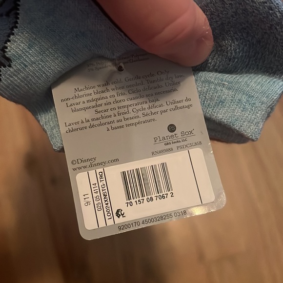 NEW WITH TAGS Disney Stitch Socks Pair of 6 Size 4-10 Women’s - Picture 6 of 6